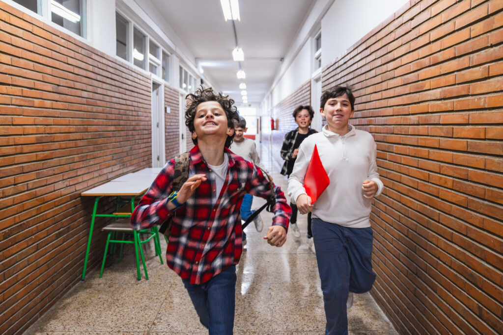 How to speak English – funny moment as students run away from the classroom after being told about an advanced English speaking course.